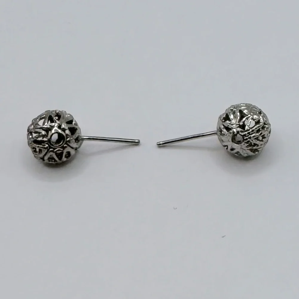 VINTAGE Silver-Tone Filigree Ball Earrings